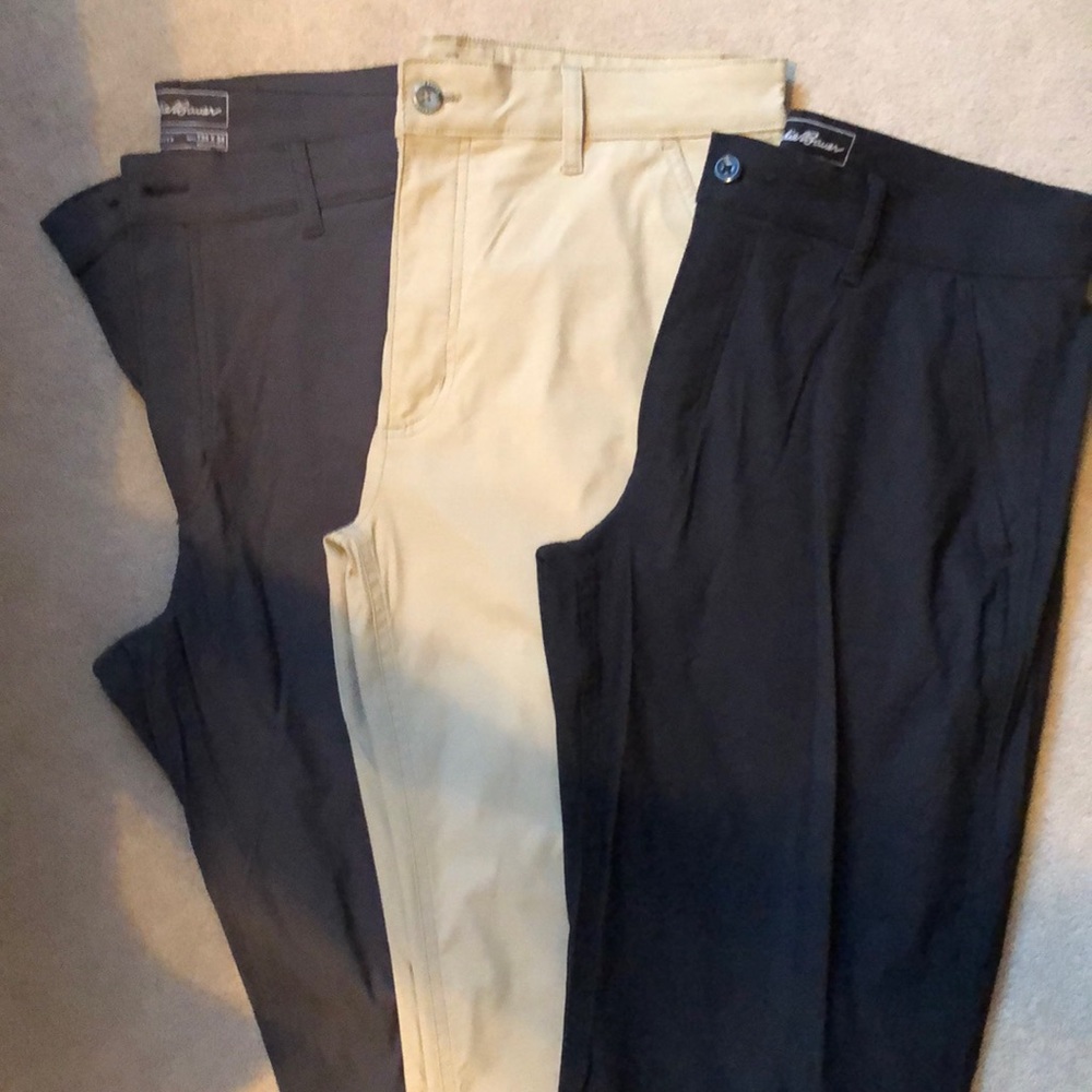 Eddie Bauer Men’s Horizon Guide Chino Pants